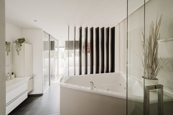 Medium property photo - Vlinderveen 2408, 3205 EK Spijkenisse